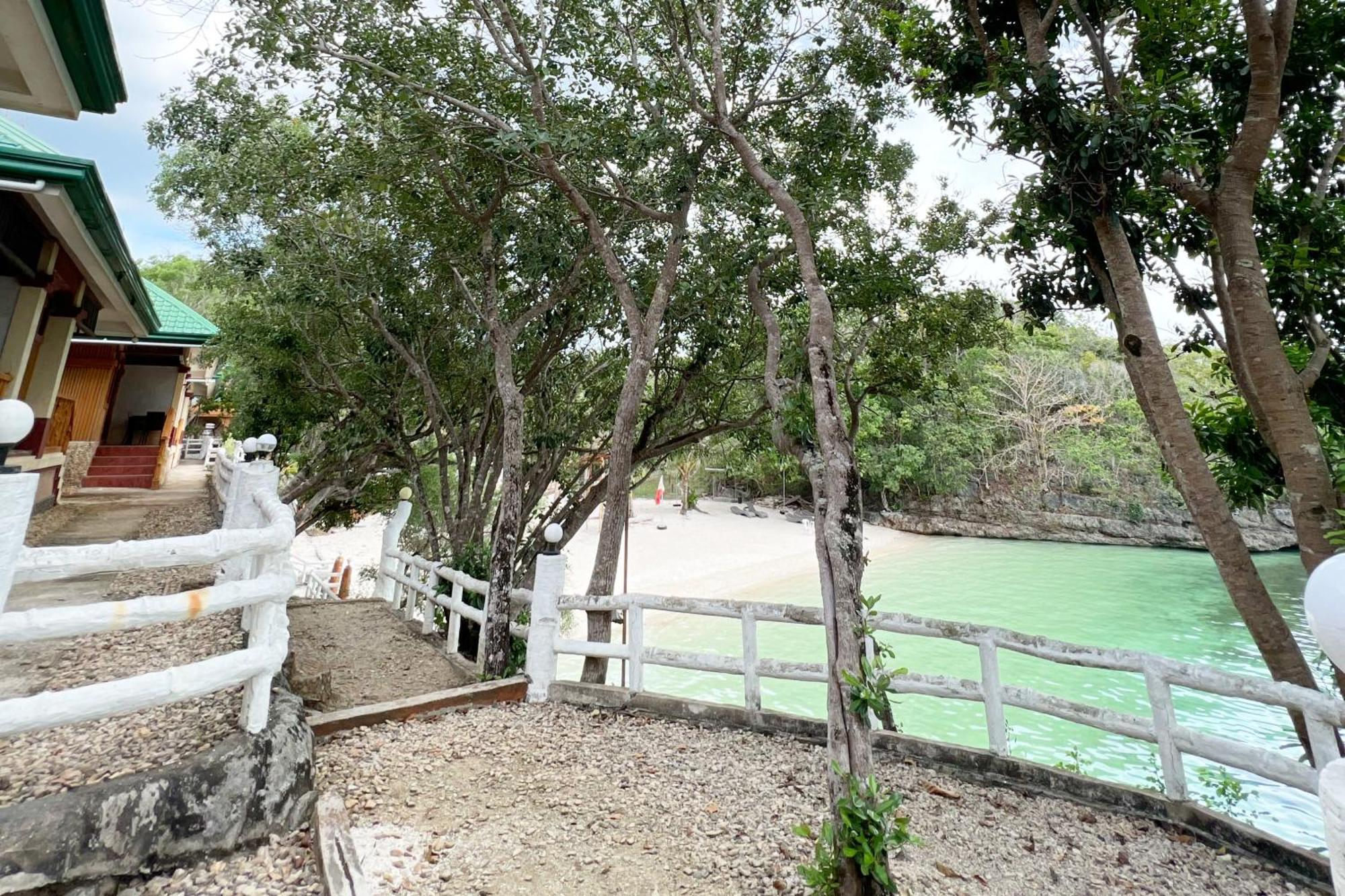 La Puerta Al Paraizo Guimaras Powered By Cocotel ภายนอก รูปภาพ